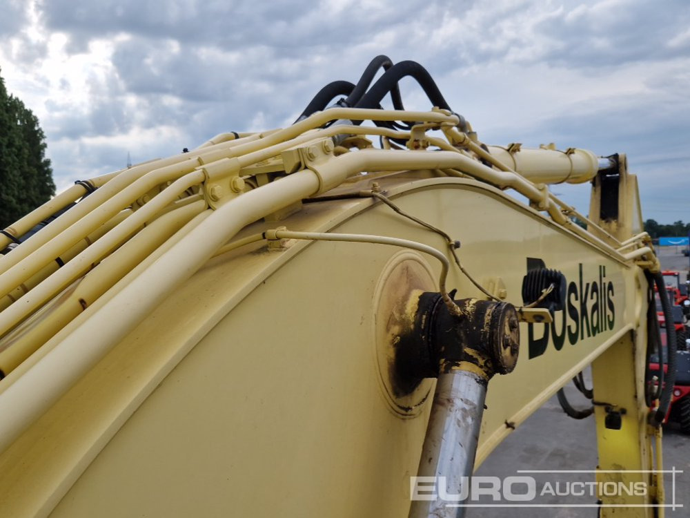 Crawler excavator 2017 CAT 326F: picture 24