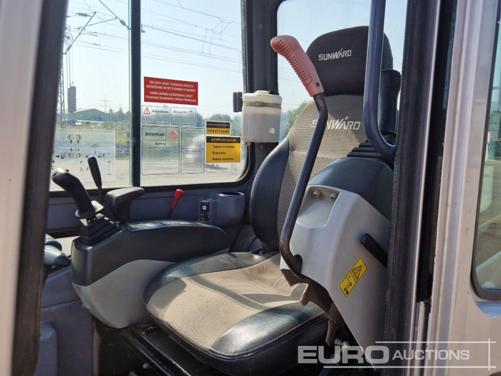 Mini excavator 2017 Sunward SWE20B: picture 29