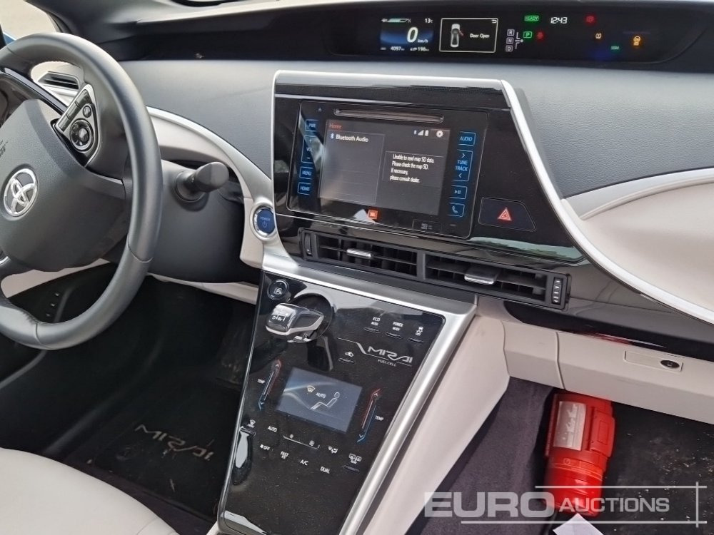 Car 2017 Toyota Mirai Fuel Cell, Hydrogen Hybrid, Automatic (German Reg. Docs. Available): picture 32