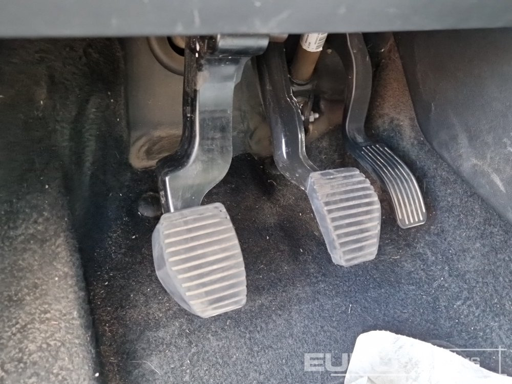Car 2019 Citreon C3: picture 27