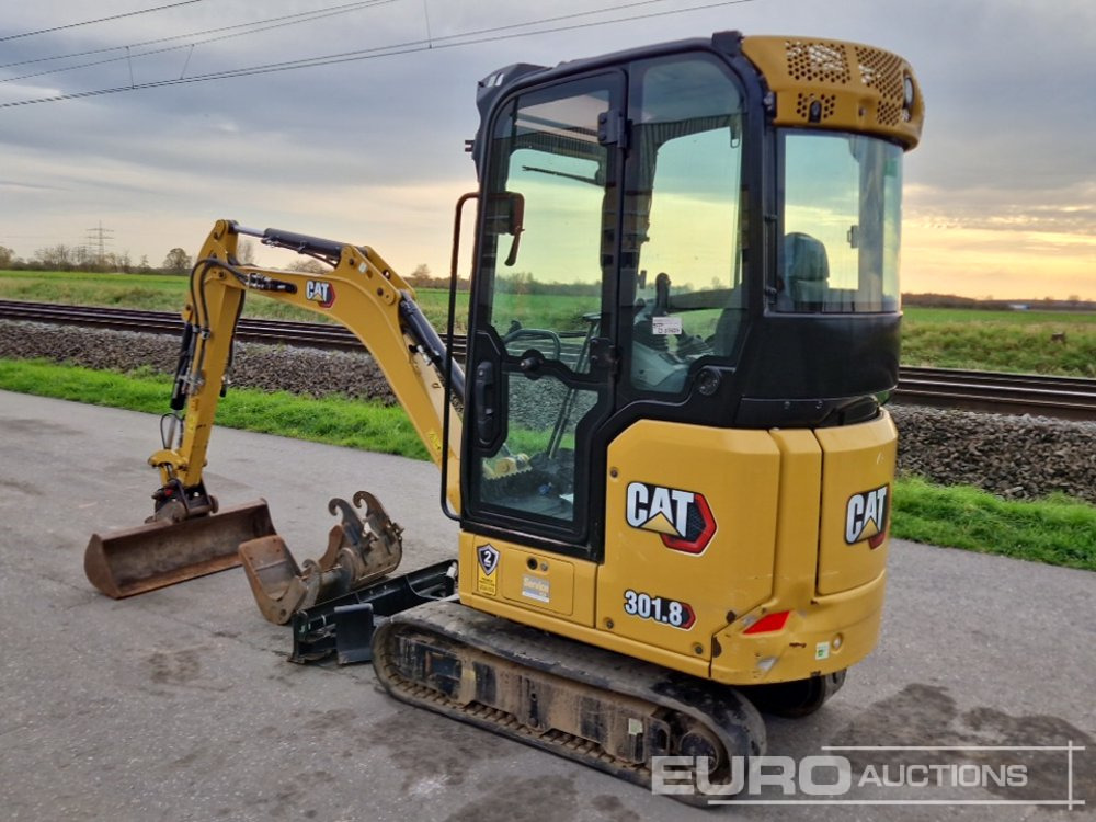 2022 CAT 301.8 - Mini excavator: picture 3 2022 CAT 301.8 - Mini excavator: picture 3
