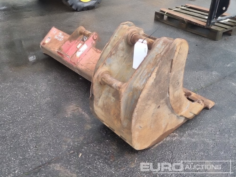 48" Ditching Bucket to suit Dedicated QH, 18" Digging Bucket 60mm Pin to suit 10 Ton Excavator - Bucket: picture 5 48" Ditching Bucket to suit Dedicated QH, 18" Digging Bucket 60mm Pin to suit 10 Ton Excavator - Bucket: picture 5