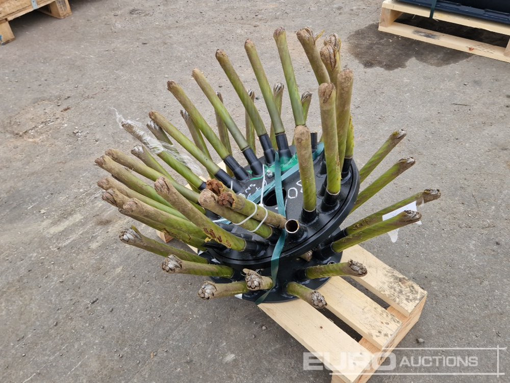 Weed Brush (2 of)(Defect) - Agricultural machinery: picture 2 Weed Brush (2 of)(Defect) - Agricultural machinery: picture 2