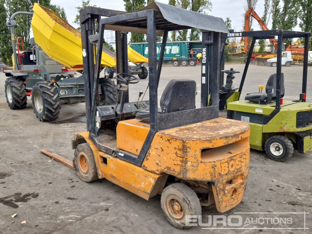 Boss Diesel Forklift, 2 Stage Mast, Forks - Forklift: picture 3 Boss Diesel Forklift, 2 Stage Mast, Forks - Forklift: picture 3