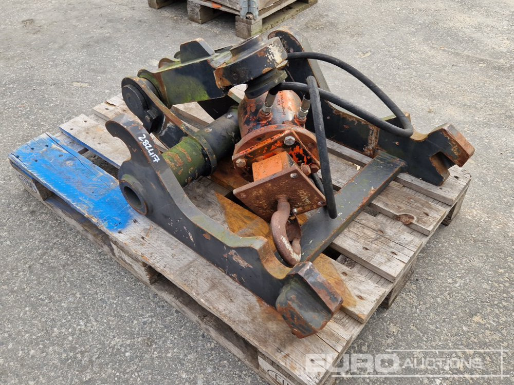 CW40 Grapple Adapter + Rotator - Quick coupler: picture 2 CW40 Grapple Adapter + Rotator - Quick coupler: picture 2