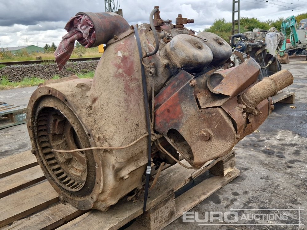 Deutz 2 Cylinder Diesel Engine - Engine: picture 3 Deutz 2 Cylinder Diesel Engine - Engine: picture 3