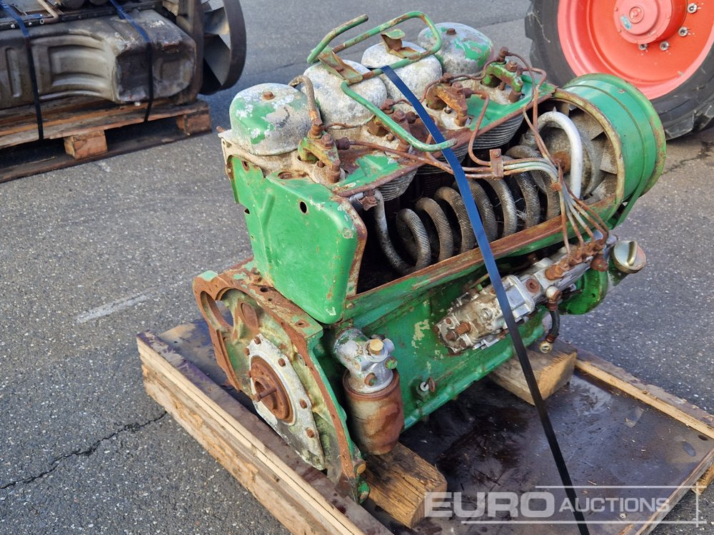 Deutz 4 Cylinder Diesel Engine - Engine: picture 1 Deutz 4 Cylinder Diesel Engine - Engine: picture 1