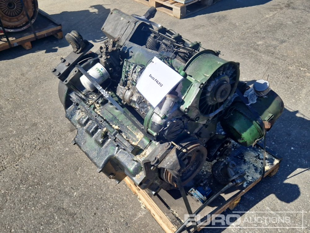 Deutz F4L912 - Engine: picture 2 Deutz F4L912 - Engine: picture 2