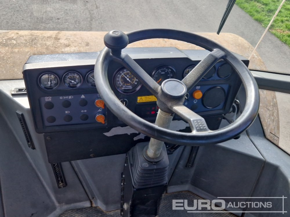 Roller Dynapac CA252D/LN: picture 28