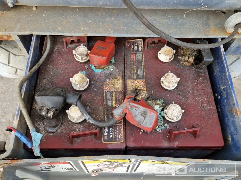 Scissor lift Haulotte Compact 8: picture 17