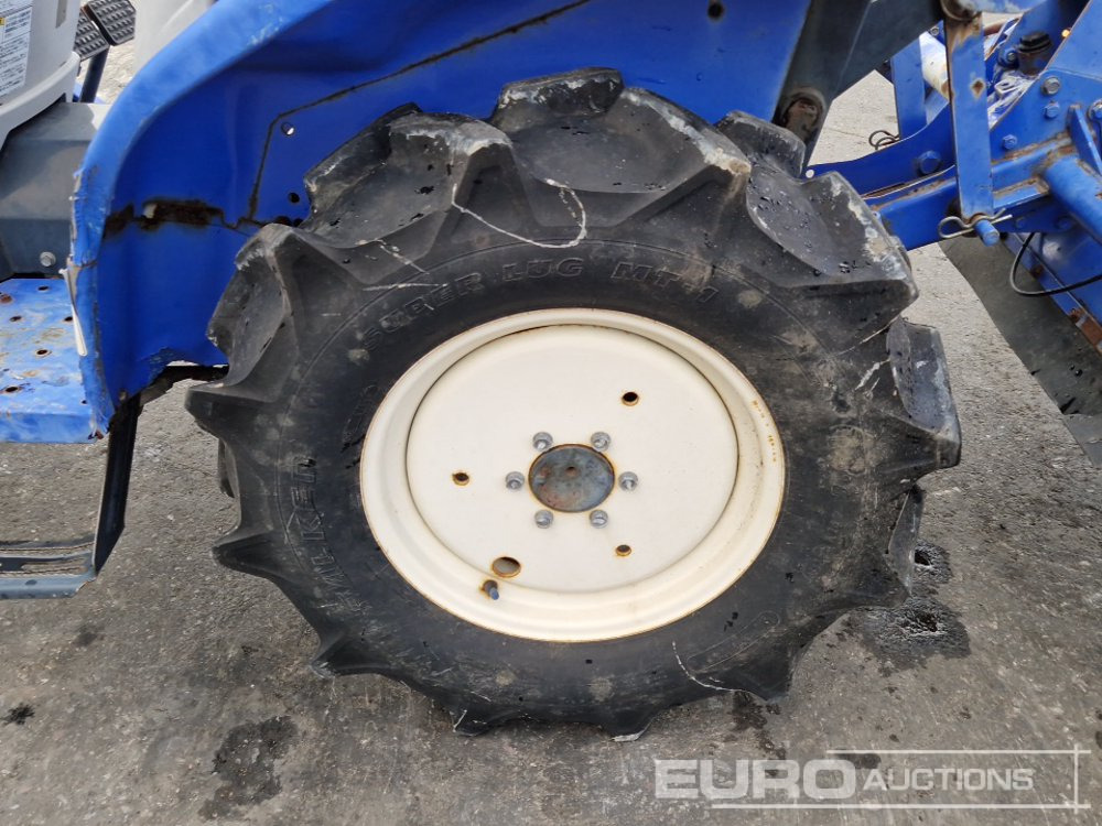 Compact tractor Iseki TQ13: picture 9