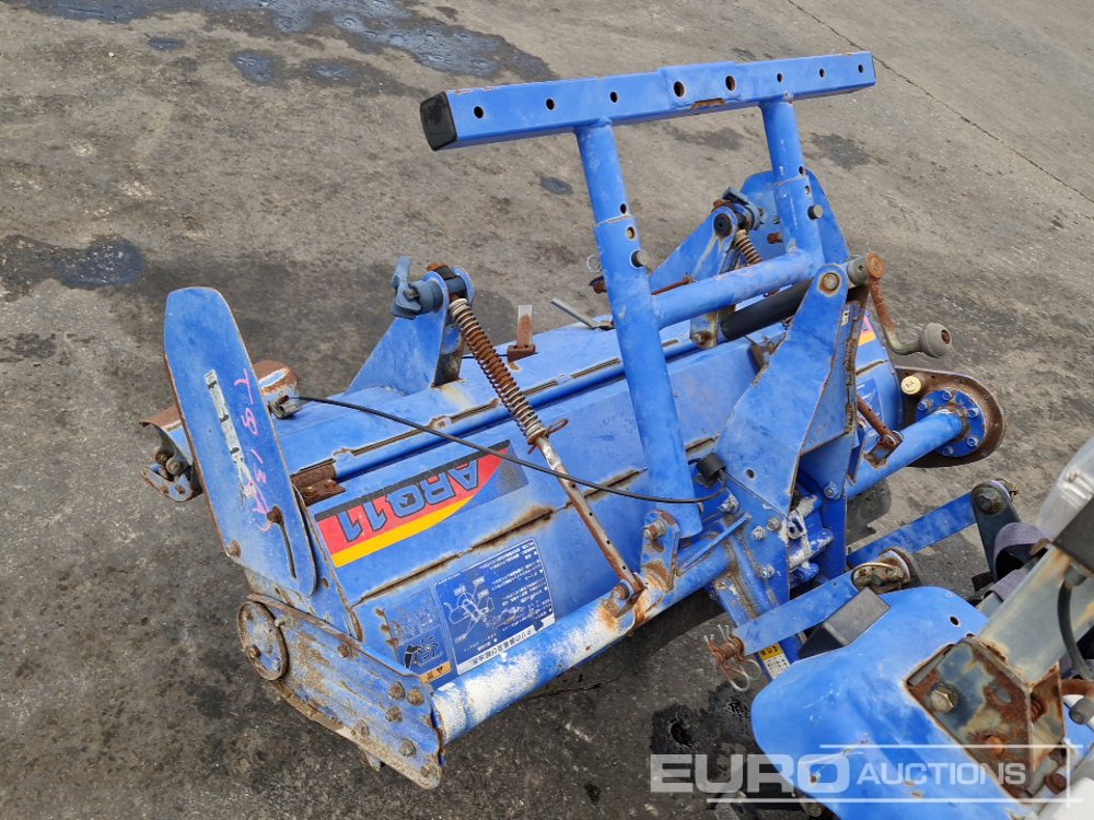 Compact tractor Iseki TQ13: picture 12