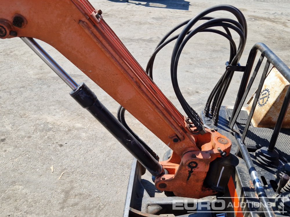 Mini excavator Kubota KH-35: picture 23