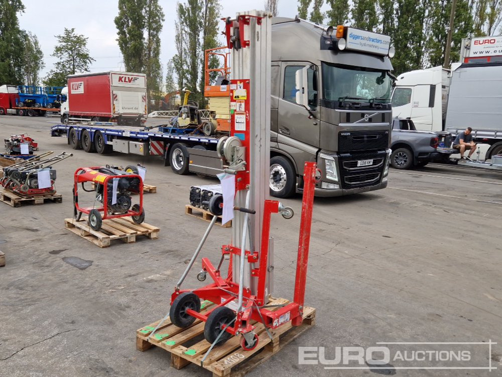 2021 Genie SLC-18 - Material handling equipment: picture 3 2021 Genie SLC-18 - Material handling equipment: picture 3