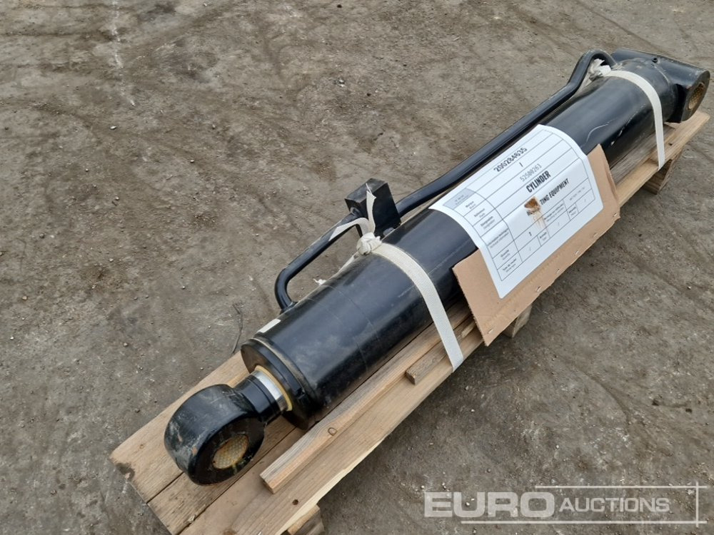 Cylinder to suit Manitou MLT634/735/741 - Material handling equipment: picture 2 Cylinder to suit Manitou MLT634/735/741 - Material handling equipment: picture 2