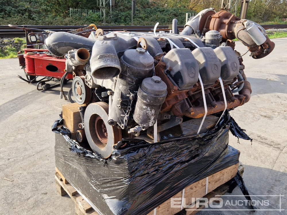 Mercedes-Benz ACTROS - Engine: picture 1 Mercedes-Benz ACTROS - Engine: picture 1