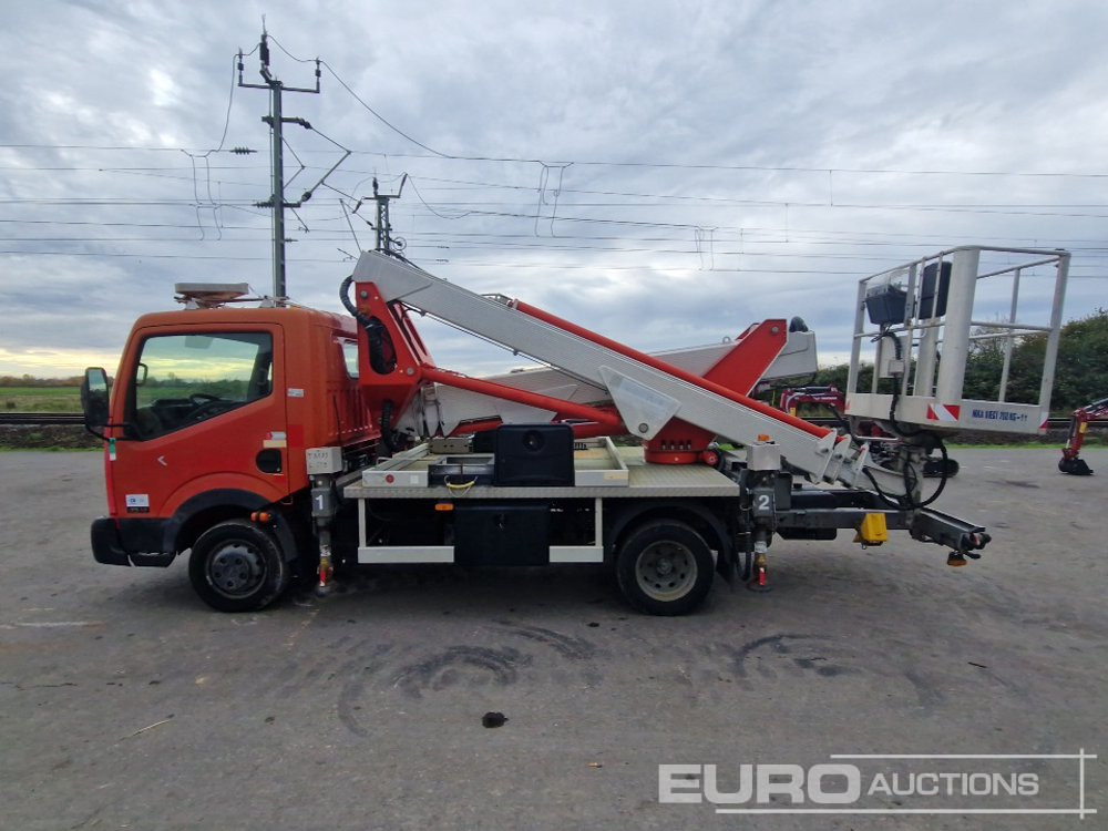 Nissan Cabstar 35.12 - Truck mounted aerial platform: picture 2 Nissan Cabstar 35.12 - Truck mounted aerial platform: picture 2