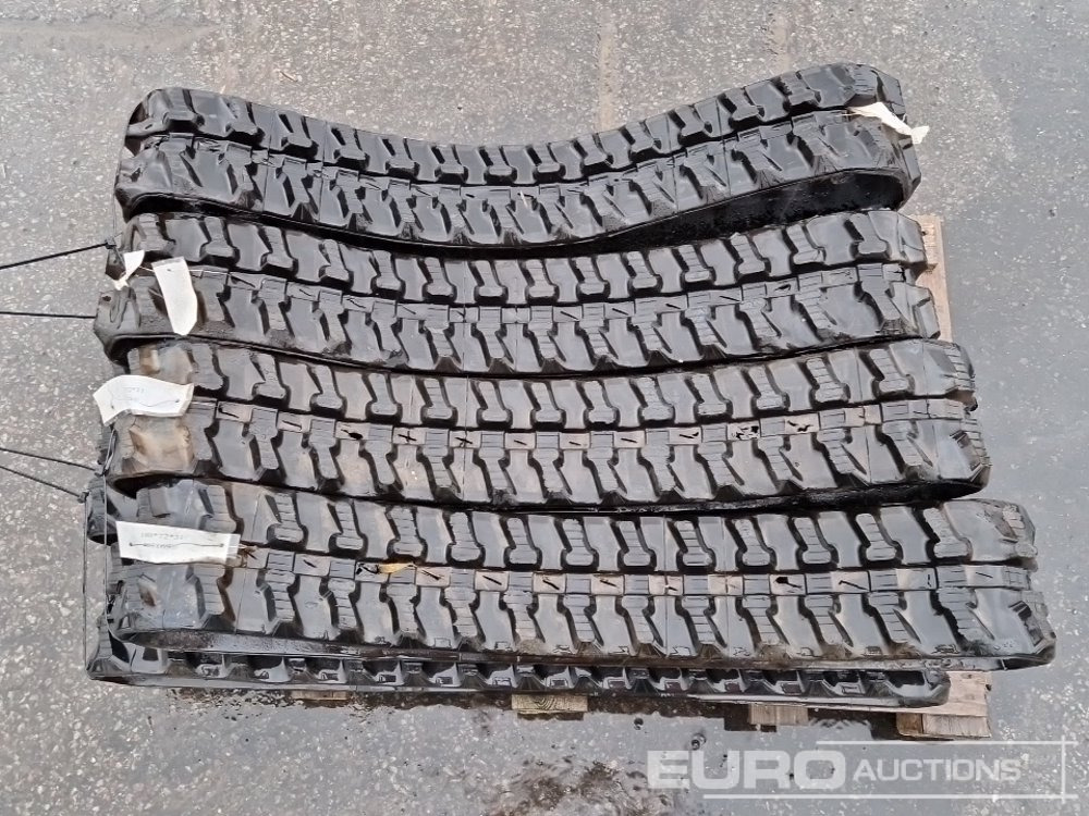 Pallet of Rubber Tracks 180x72x31 (8 of) - Track for Construction machinery: picture 5 Pallet of Rubber Tracks 180x72x31 (8 of) - Track for Construction machinery: picture 5
