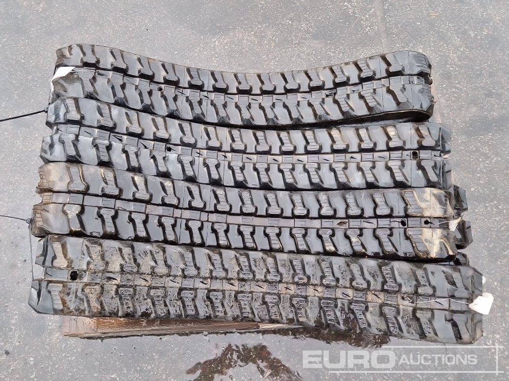 Pallet of Rubber Tracks 180x72x31 (8 of) - Track for Construction machinery: picture 5 Pallet of Rubber Tracks 180x72x31 (8 of) - Track for Construction machinery: picture 5