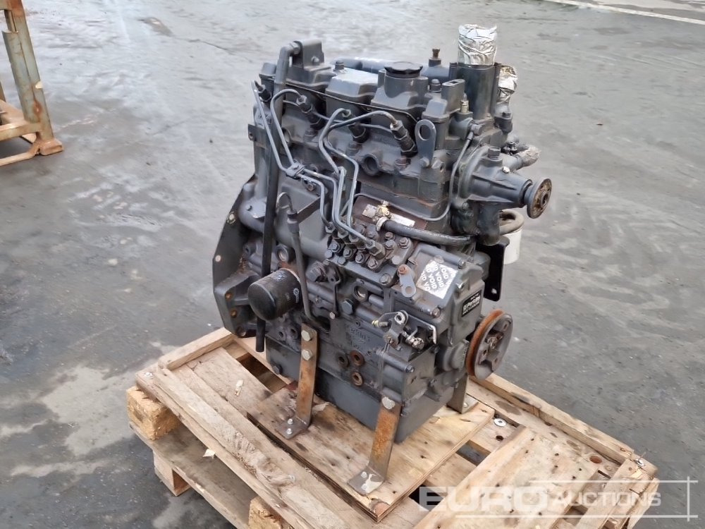 Perkins 4 Cylinder Engine - Engine: picture 2 Perkins 4 Cylinder Engine - Engine: picture 2