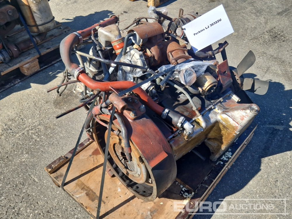 Perkins 4 Cylinder LJ303224 Diesel Engine - Engine: picture 1 Perkins 4 Cylinder LJ303224 Diesel Engine - Engine: picture 1