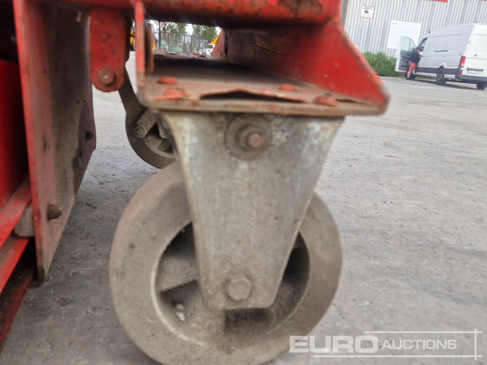Pop Up Electric Scissor Lift - Aerial platform: picture 5 Pop Up Electric Scissor Lift - Aerial platform: picture 5