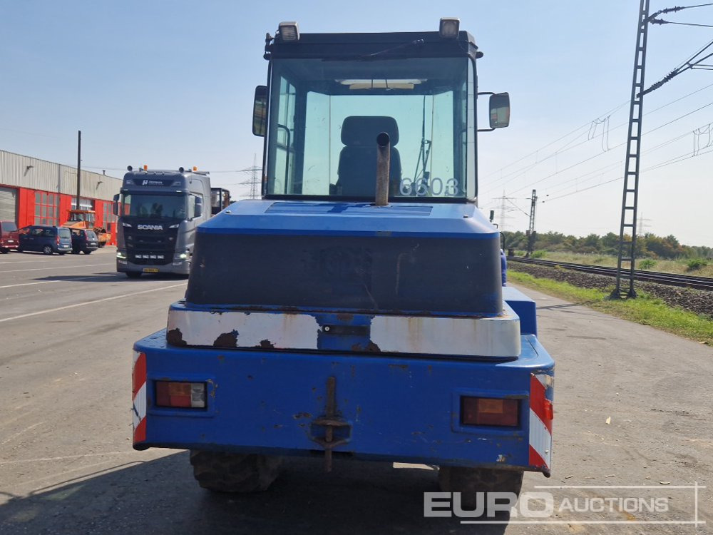 Schaeff ZL100 - Wheel loader: picture 4 Schaeff ZL100 - Wheel loader: picture 4