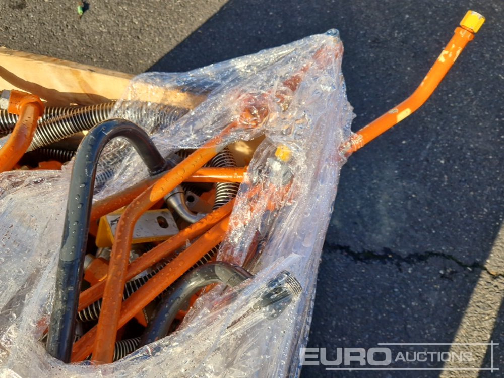 Pallet of Assorted B-Hammer Pipes to suit Hitachi Excavavtor - Spare parts for Excavator: picture 5 Pallet of Assorted B-Hammer Pipes to suit Hitachi Excavavtor - Spare parts for Excavator: picture 5