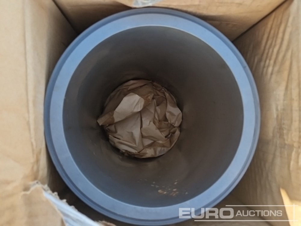 Pallet of Hitachi Cylinder PartNR H3750722700 (6 of) - Spare parts for Excavator: picture 3 Pallet of Hitachi Cylinder PartNR H3750722700 (6 of) - Spare parts for Excavator: picture 3