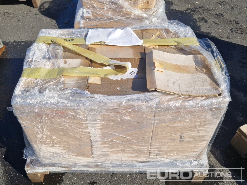 Pallet of Hitachi Cylinder PartNR H3750722700 (6 of) - Spare parts for Excavator: picture 2 Pallet of Hitachi Cylinder PartNR H3750722700 (6 of) - Spare parts for Excavator: picture 2