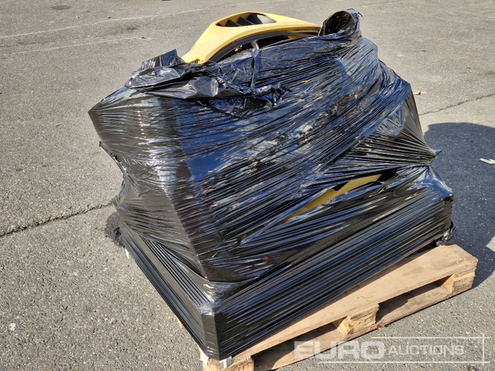 Wind Spoilers to suit Iveco - Spare parts: picture 2 Wind Spoilers to suit Iveco - Spare parts: picture 2