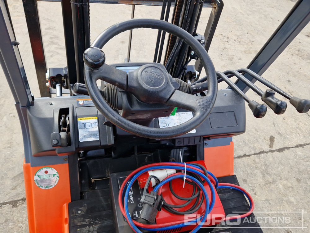 Electric forklift Toyota 7FB15: picture 12