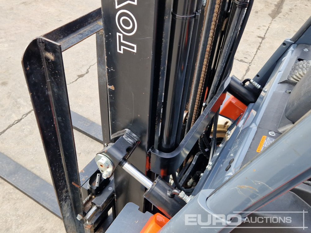 Electric forklift Toyota 7FB15: picture 11