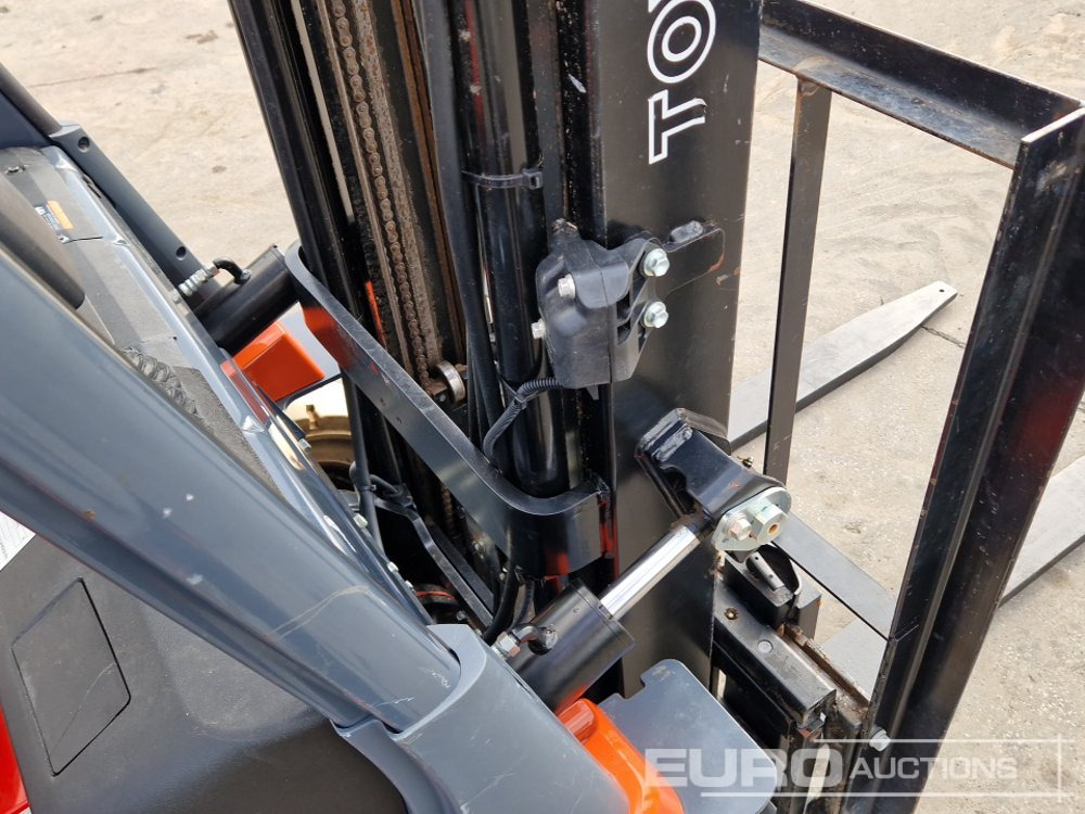 Electric forklift Toyota 7FB15: picture 10