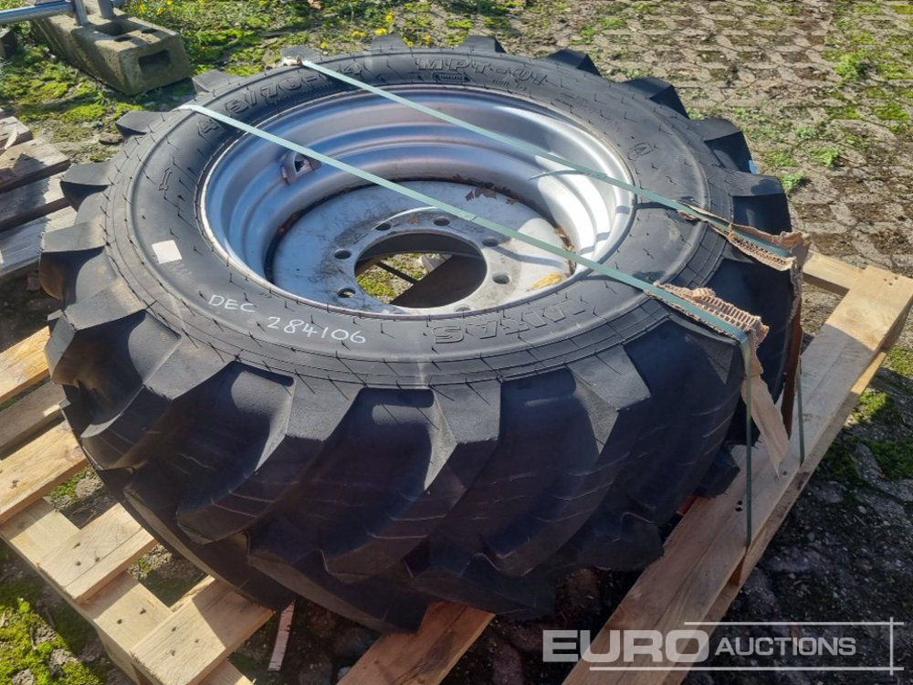 Unused Mitas 405/70-24 Tyre & Rim (1 of) - Tire: picture 1 Unused Mitas 405/70-24 Tyre & Rim (1 of) - Tire: picture 1