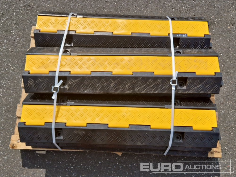 Unused Road Cable Protection, Single Channel - Construction equipment: picture 5 Unused Road Cable Protection, Single Channel - Construction equipment: picture 5