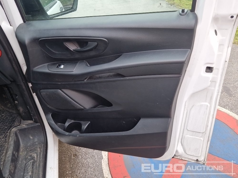 Van 2020 Mercedes Benz VITO 111CDI: picture 24
