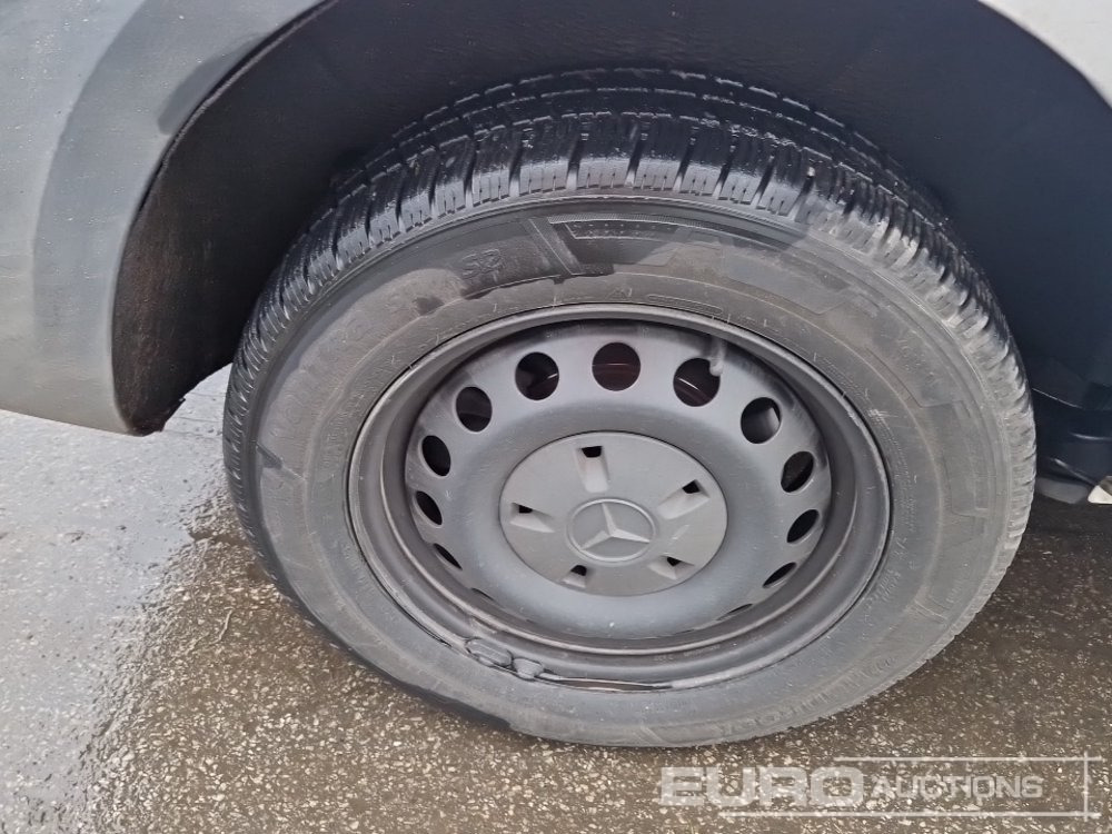 Van 2020 Mercedes Benz VITO 111CDI: picture 12