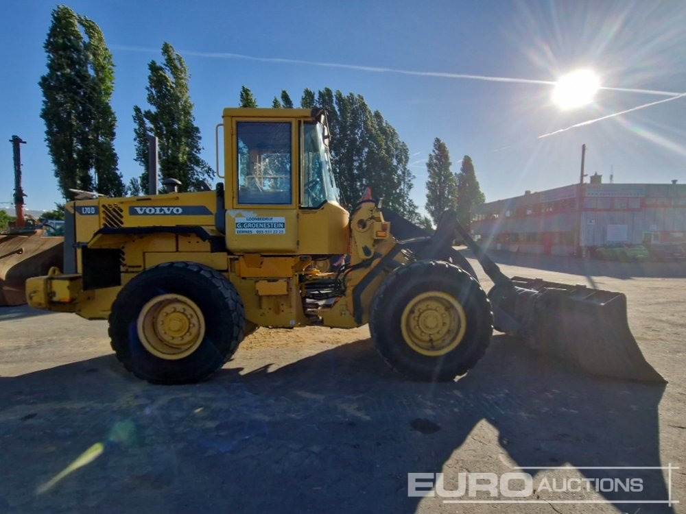 Wheel loader Volvo L70D: picture 6