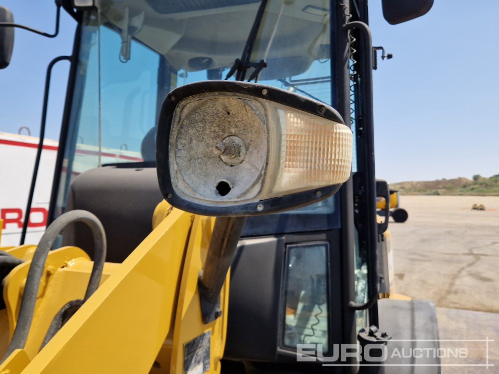 Wheel loader 2010 CAT 908H: picture 17