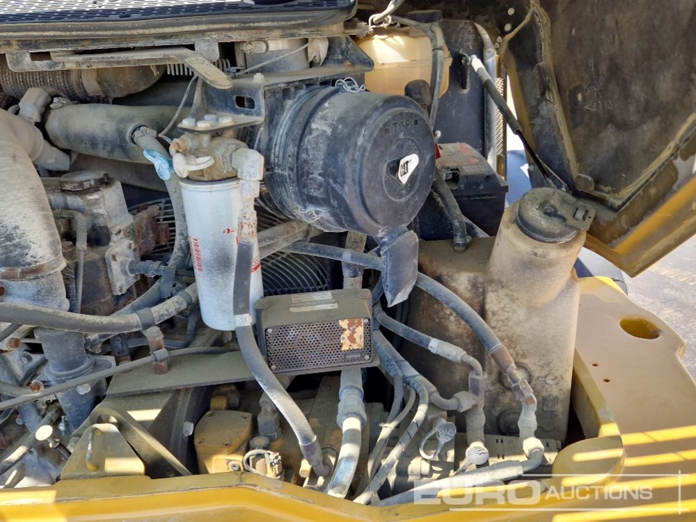 Wheel loader 2010 CAT 908H: picture 28