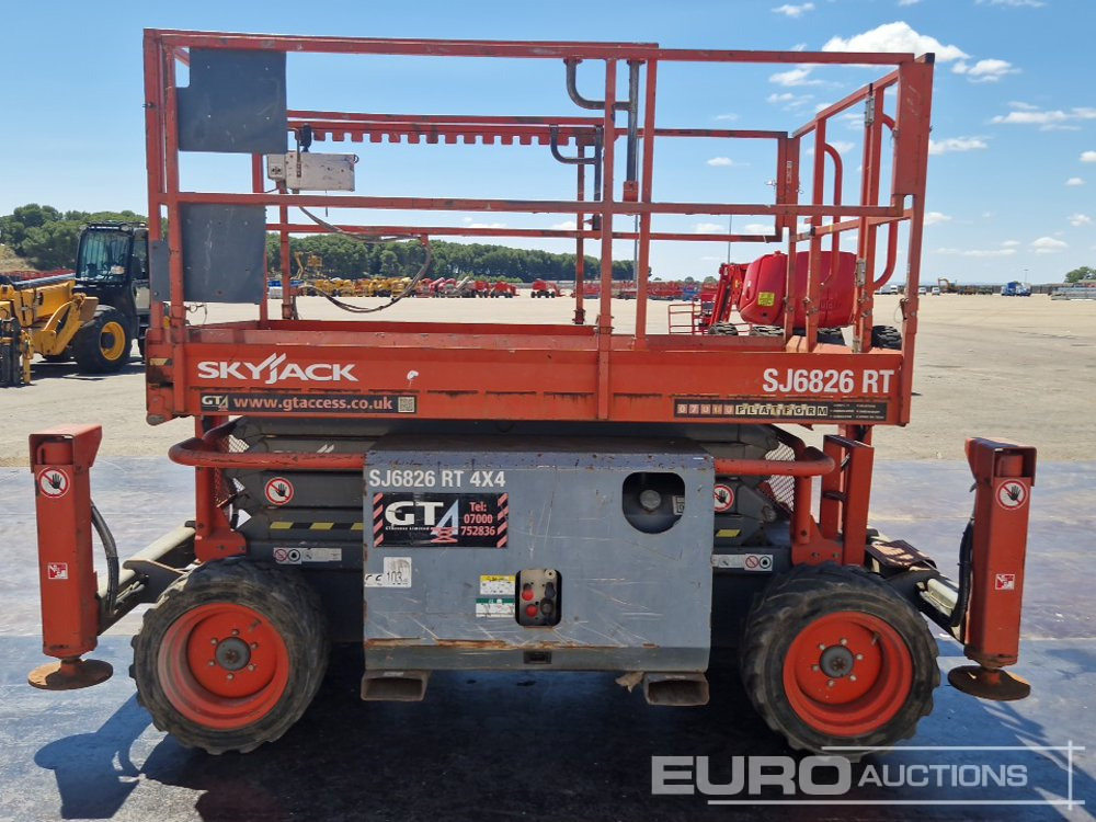 Aerial platform 2015 SkyJack SJ6826RT: picture 6