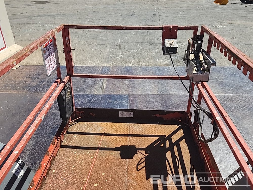 Aerial platform 2016 SkyJack SJ6832RT: picture 21