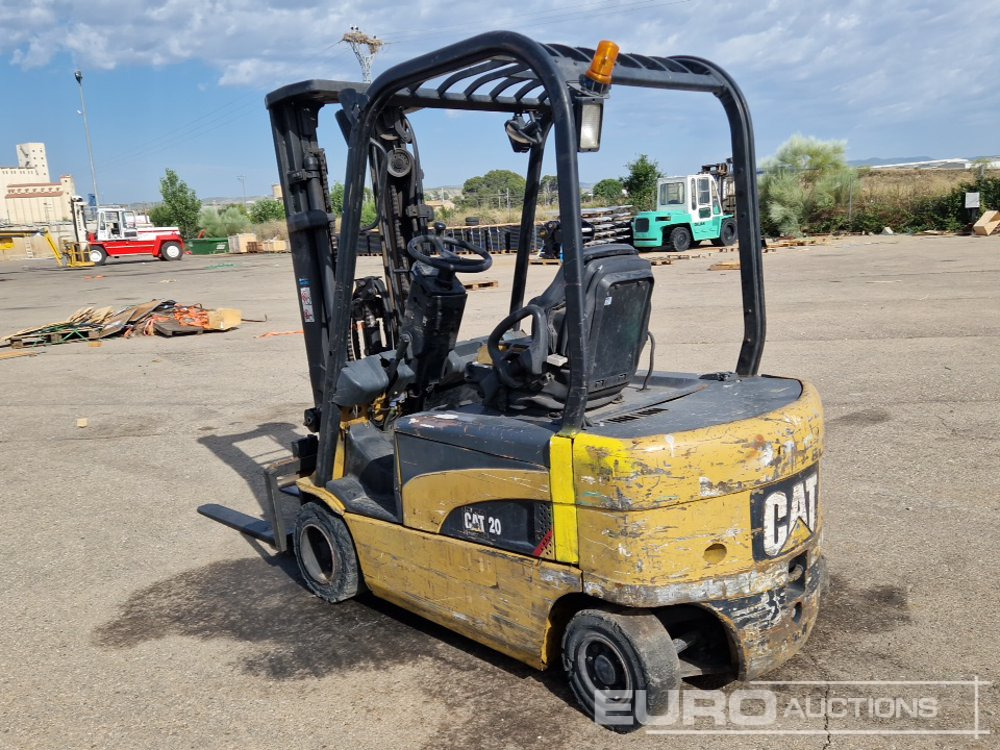 CAT EP20CN - Electric forklift: picture 3 CAT EP20CN - Electric forklift: picture 3