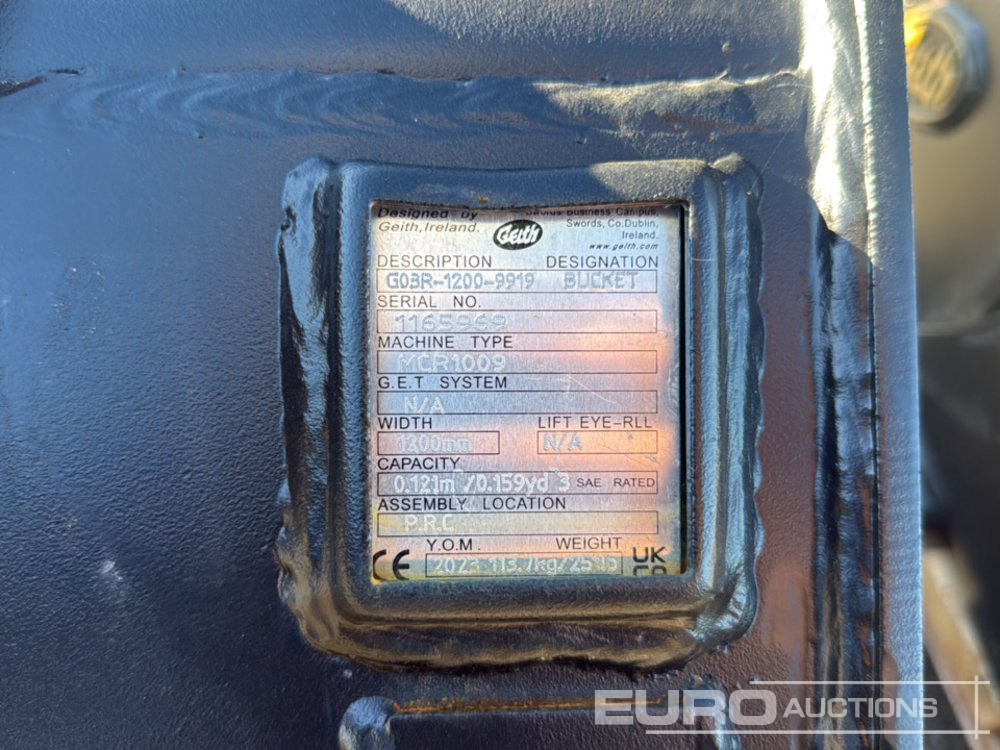 Geith Bucket G03R-1200-9919 to Suit MCR1009 (S/Ns 1165960, 1165969) (2 of) - Bucket: picture 5 Geith Bucket G03R-1200-9919 to Suit MCR1009 (S/Ns 1165960, 1165969) (2 of) - Bucket: picture 5
