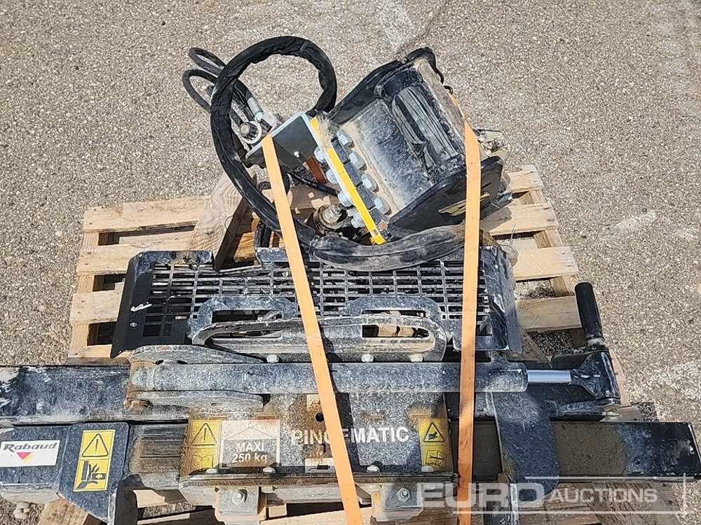 Pincematik 40cm to 150cm Concrete Pieces Grabble to suit Komatsu PC20MR-2 / Pinza para Piezas Preformado de 40cm a 150cm, max Carga 250Kg con Enganche para Komatsu PC20MR-2 - Clamp for Excavator: picture 5 Pincematik 40cm to 150cm Concrete Pieces Grabble to suit Komatsu PC20MR-2 / Pinza para Piezas Preformado de 40cm a 150cm, max Carga 250Kg con Enganche para Komatsu PC20MR-2 - Clamp for Excavator: picture 5