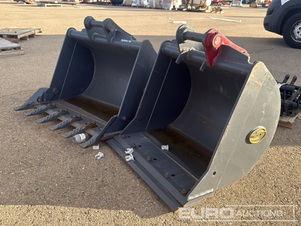 Strickland 36" & 30" Digging Buckets 45mm Pin to suit CAT 305 Excavator - Bucket: picture 1 Strickland 36" & 30" Digging Buckets 45mm Pin to suit CAT 305 Excavator - Bucket: picture 1
