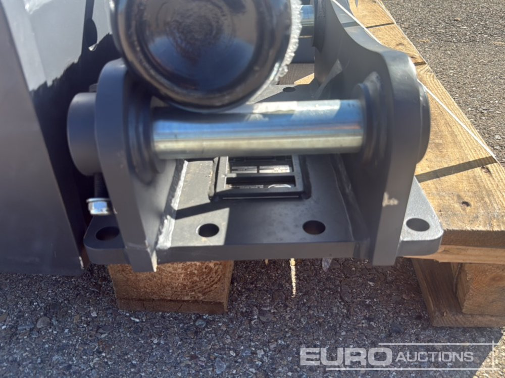 Strickland Set Hydraulic Breaker, Quick Hitche - Hydraulic hammer: picture 5 Strickland Set Hydraulic Breaker, Quick Hitche - Hydraulic hammer: picture 5