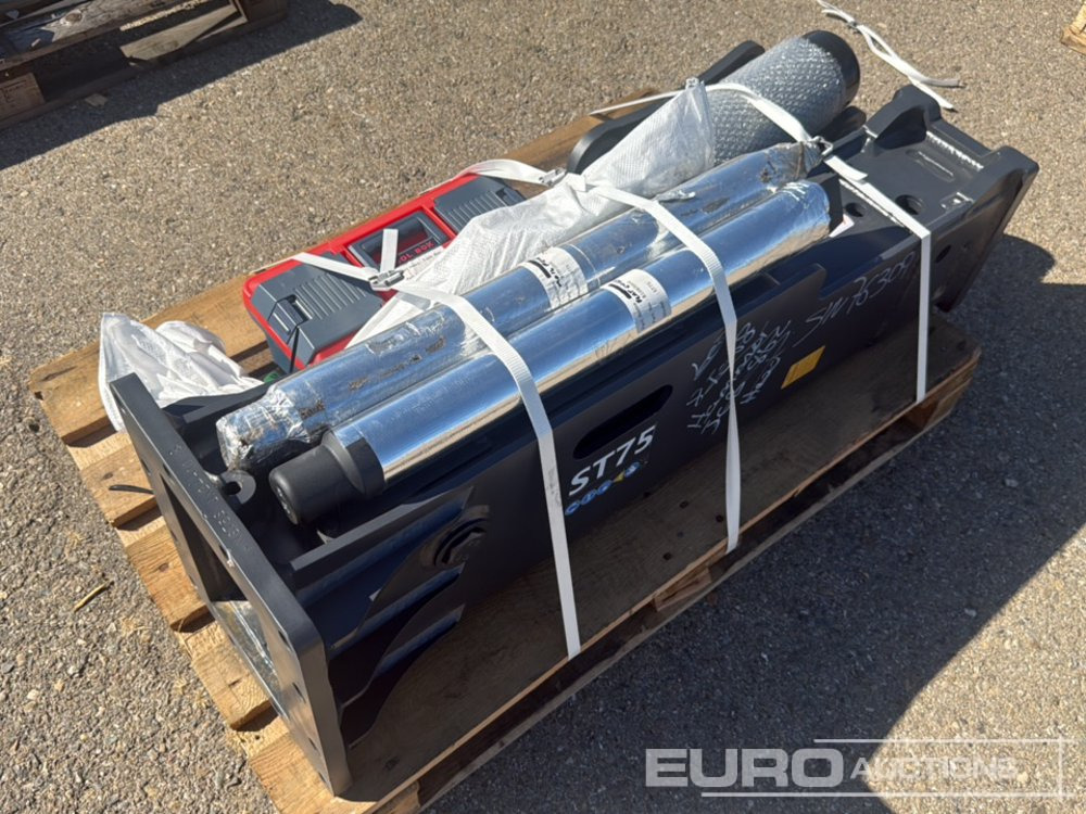 Strickland Set Hydraulic Breaker, Quick Hitche - Hydraulic hammer: picture 1 Strickland Set Hydraulic Breaker, Quick Hitche - Hydraulic hammer: picture 1