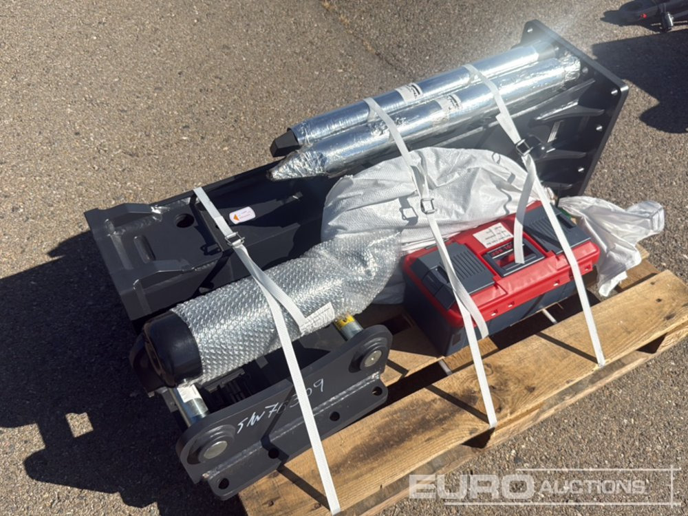 Strickland Set Hydraulic Breaker, Quick Hitche - Hydraulic hammer: picture 3 Strickland Set Hydraulic Breaker, Quick Hitche - Hydraulic hammer: picture 3